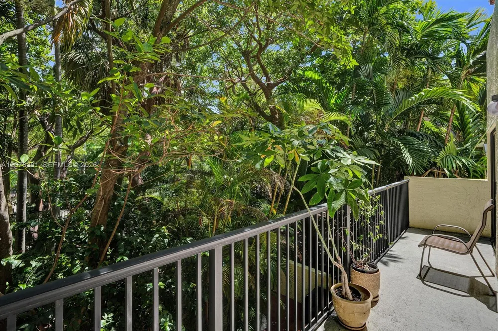 2420 Brickell Ave #108B Miami, FL 33129