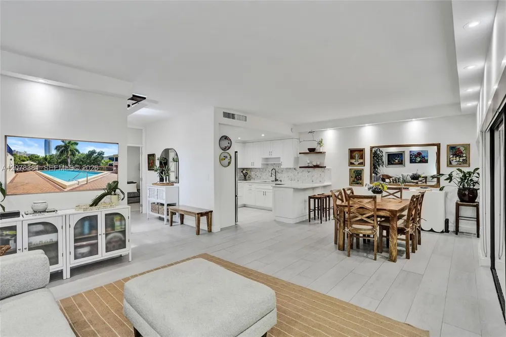 2420 Brickell Ave #108B Miami, FL 33129
