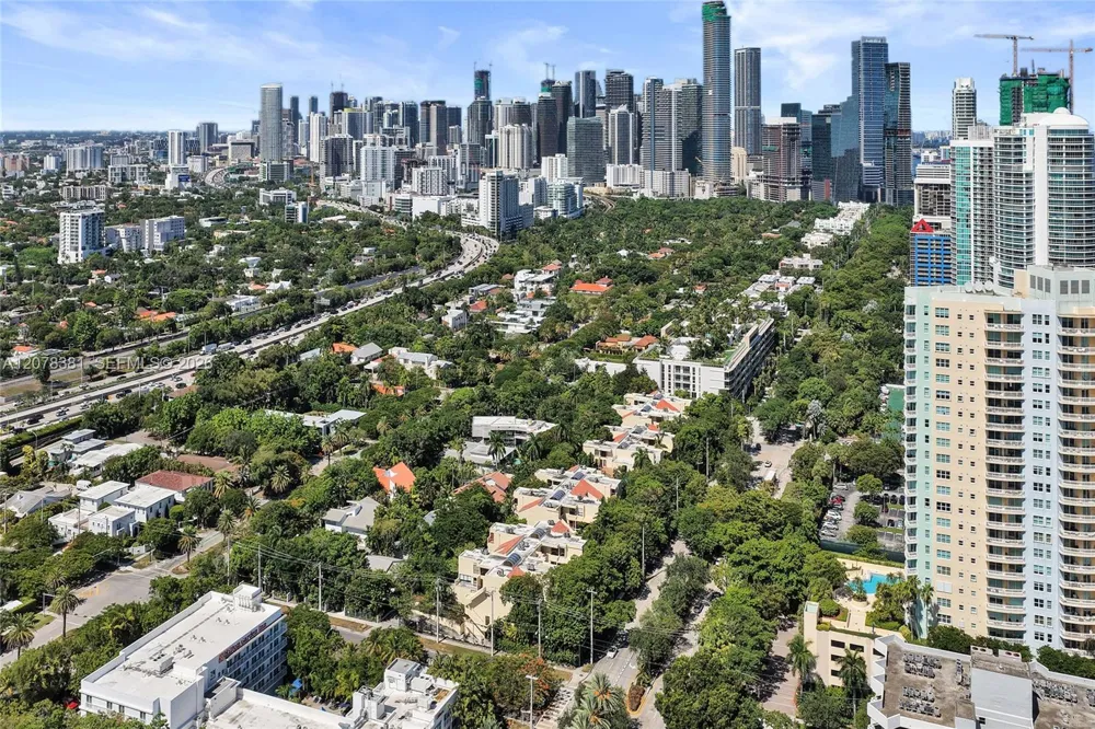 2420 Brickell Ave #108B Miami, FL 33129