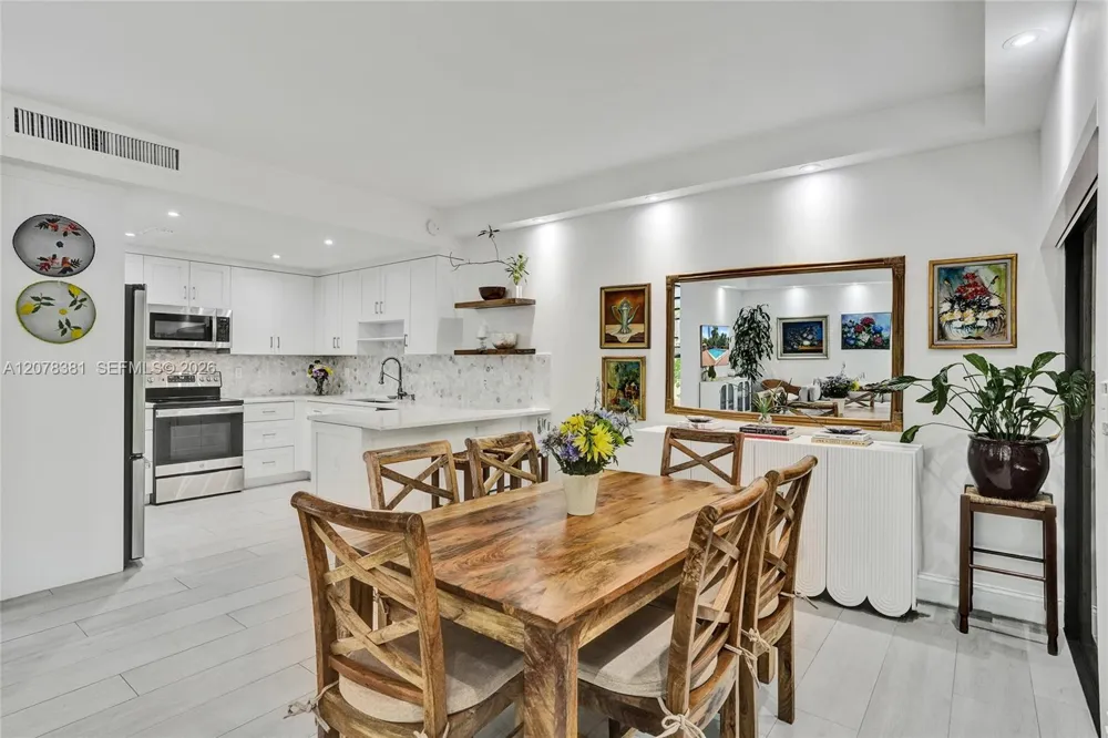 2420 Brickell Ave #108B Miami, FL 33129