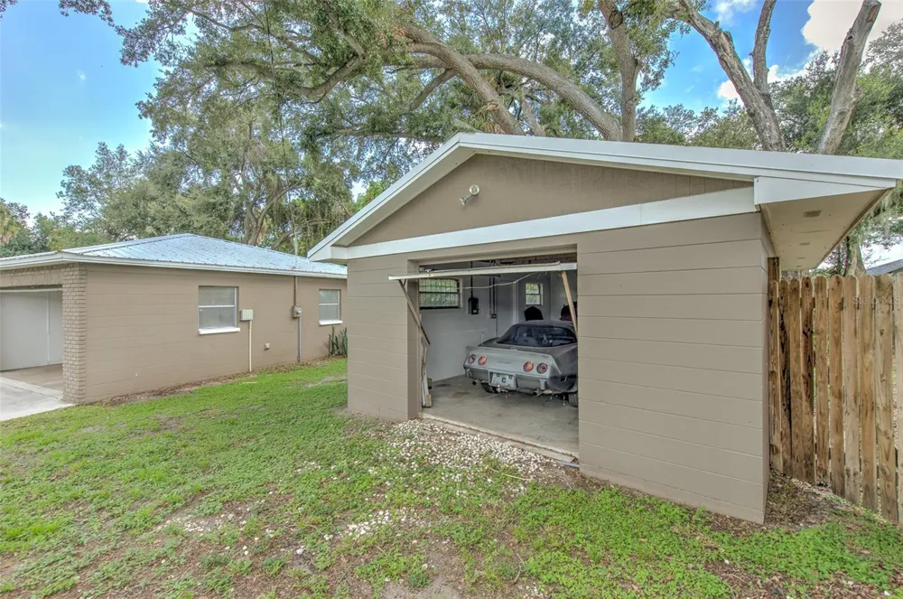 8825 COBB ROAD Riverview, FL 33578