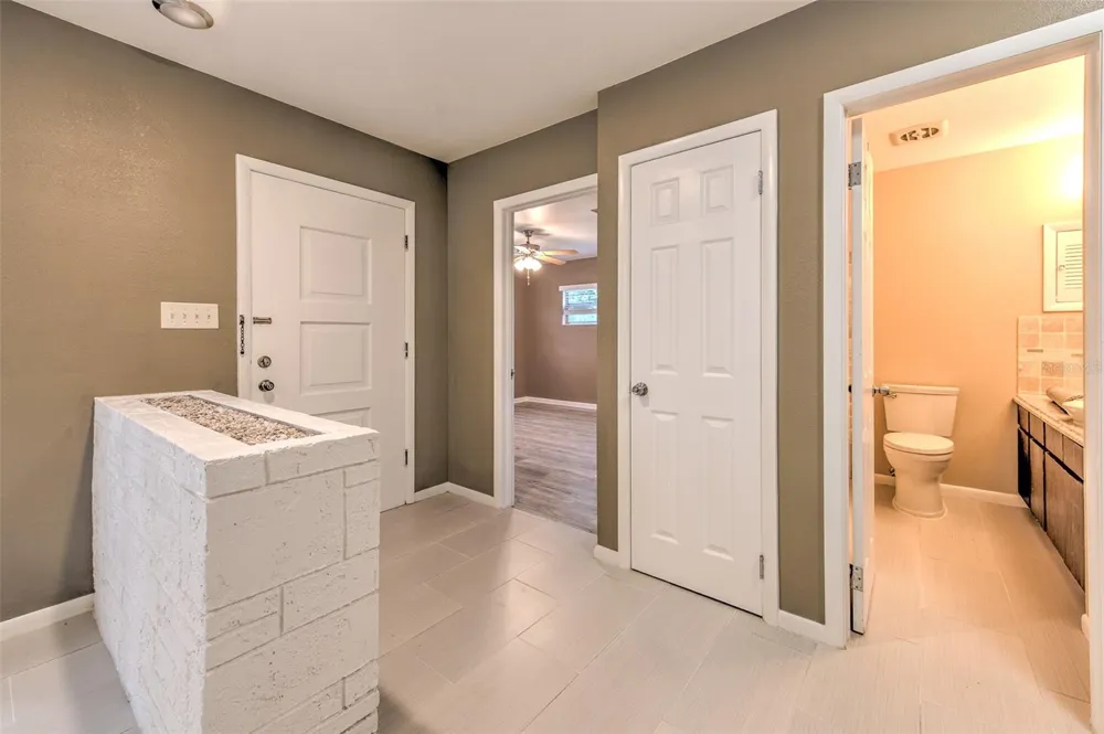 8825 COBB ROAD Riverview, FL 33578