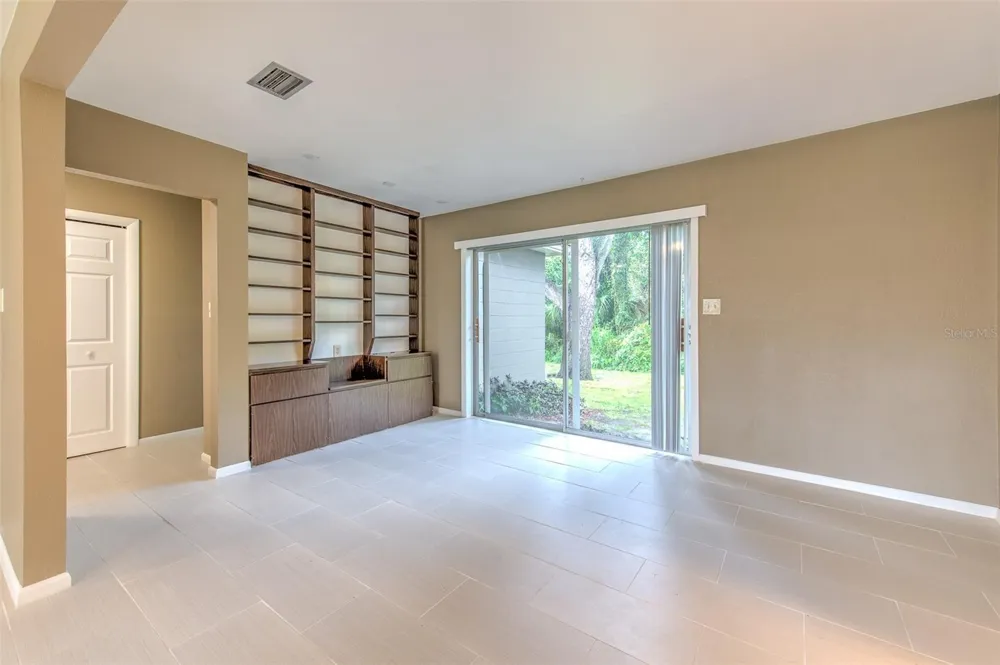 8825 COBB ROAD Riverview, FL 33578