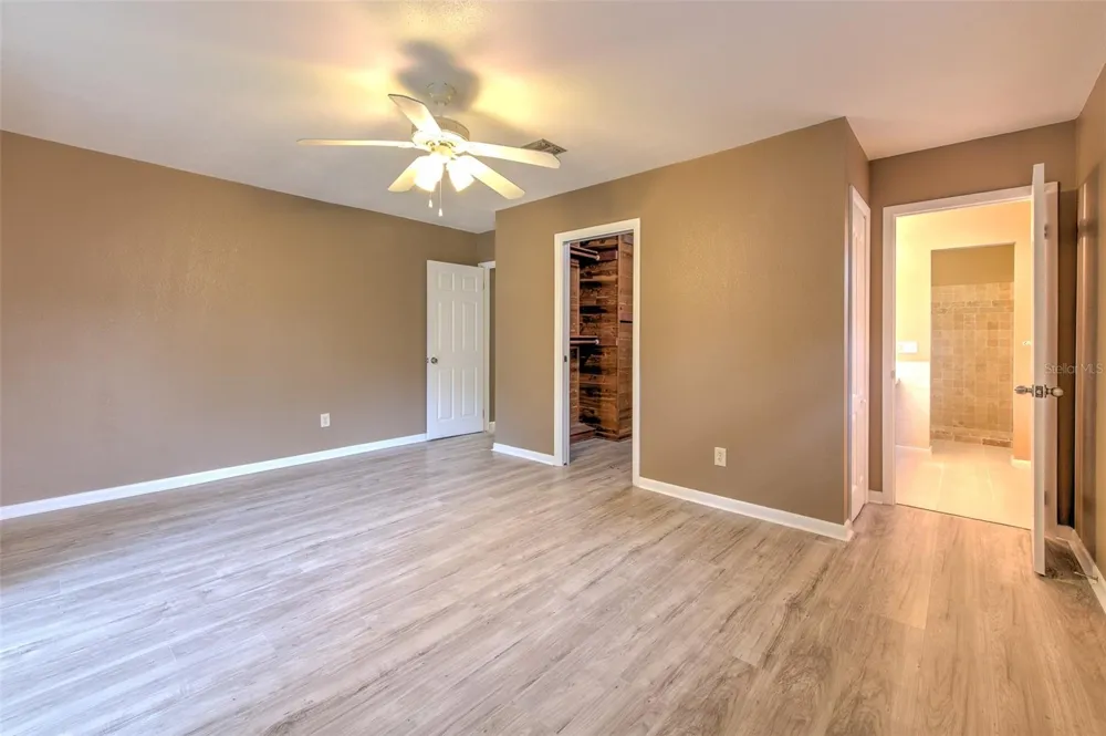8825 COBB ROAD Riverview, FL 33578
