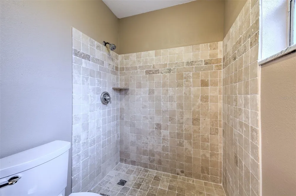 8825 COBB ROAD Riverview, FL 33578
