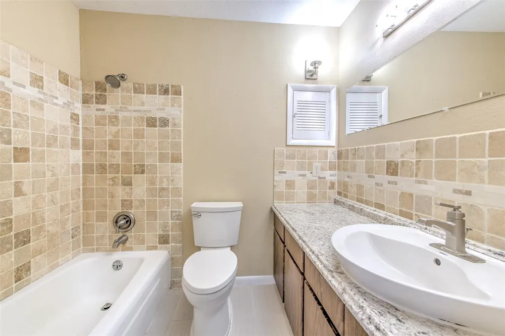 8825 COBB ROAD Riverview, FL 33578