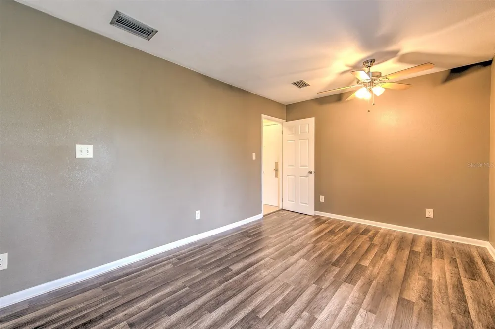 8825 COBB ROAD Riverview, FL 33578