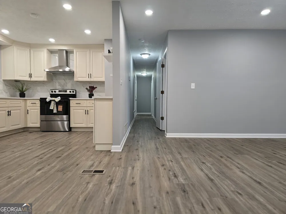 2066 Brook Valley CT Jonesboro, GA 30236