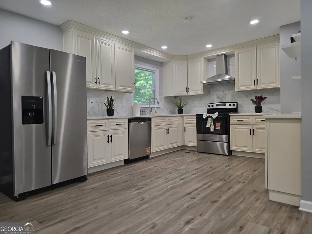 2066 Brook Valley CT Jonesboro, GA 30236