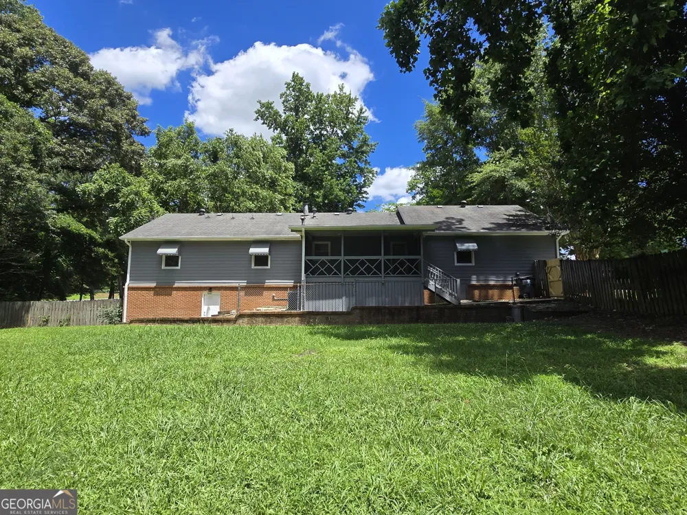 2066 Brook Valley CT Jonesboro, GA 30236
