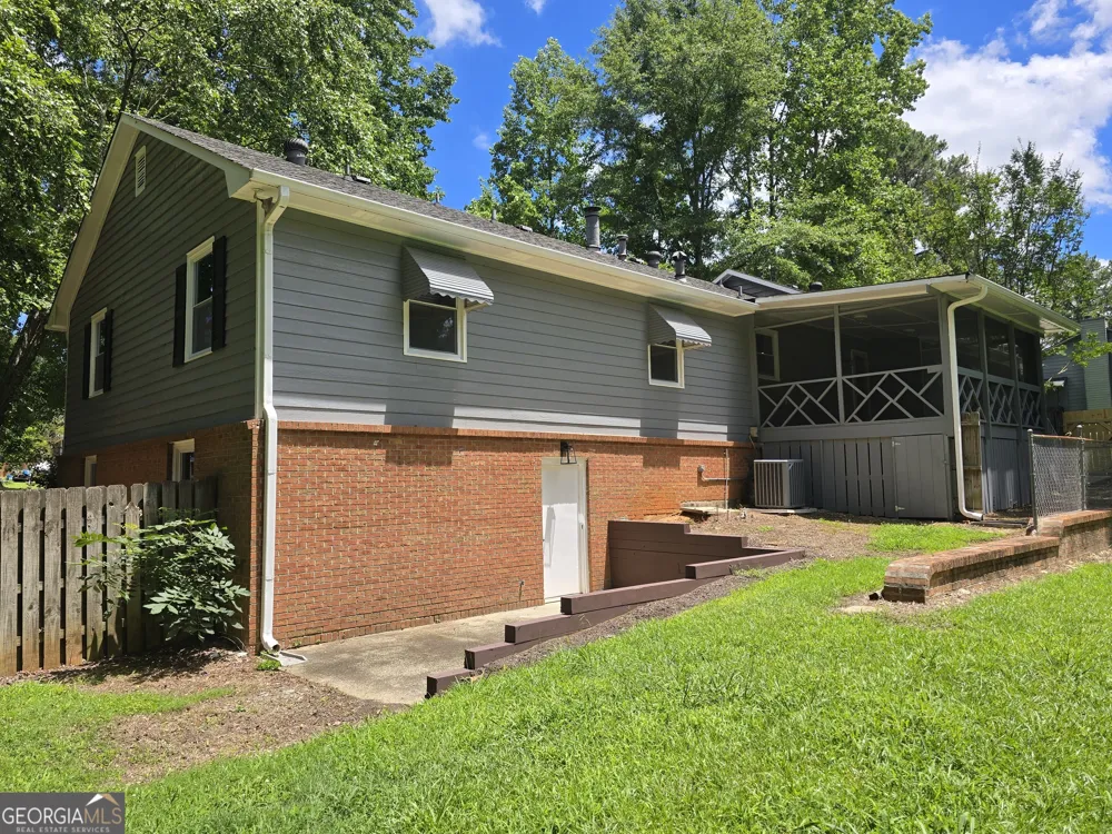 2066 Brook Valley CT Jonesboro, GA 30236