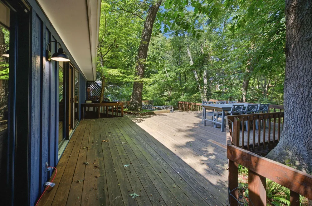 4089 Birchmont Trail Michiana, MI 49117