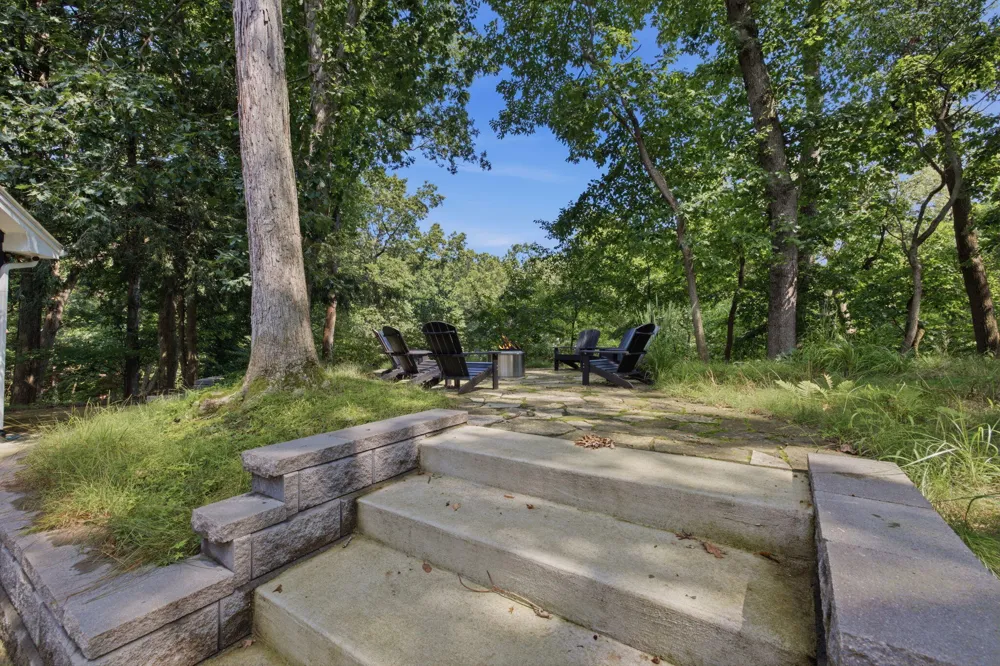 4089 Birchmont Trail Michiana, MI 49117