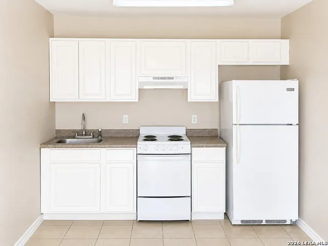 1111 Elia Santos Unit E Eagle Pass, TX 78852