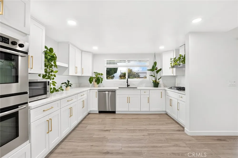 22520 Raspberry Lane Wildomar, CA 92595