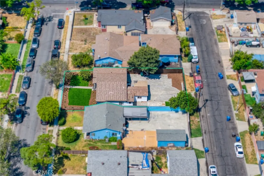 311 E Cummings Lane Long Beach, CA 90805