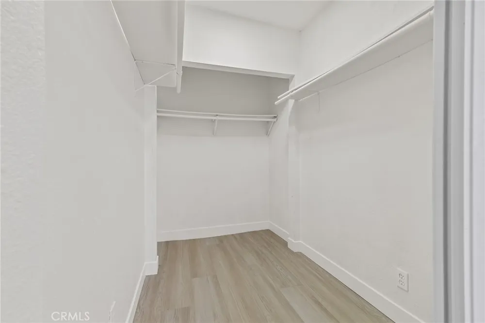 311 E Cummings Lane Long Beach, CA 90805