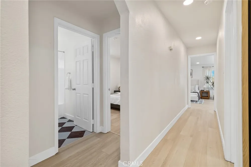 311 E Cummings Lane Long Beach, CA 90805