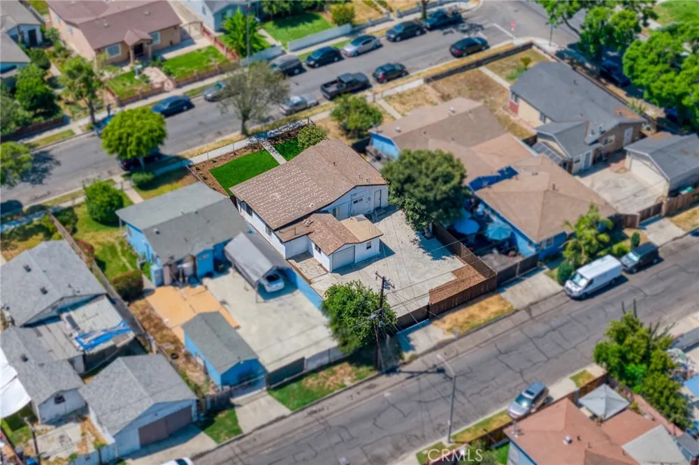 311 E Cummings Lane Long Beach, CA 90805