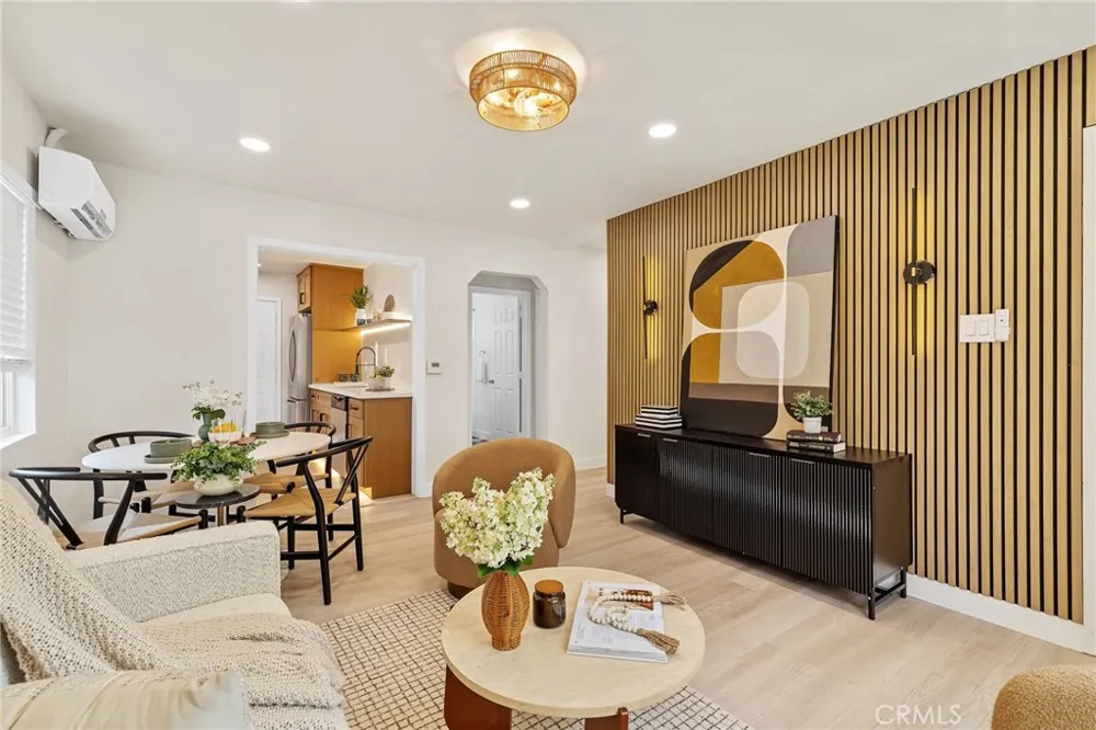 311 E Cummings Lane Long Beach, CA 90805