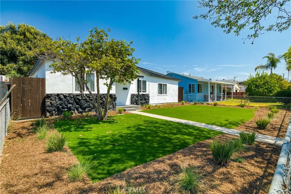 311 E Cummings Lane Long Beach, CA 90805