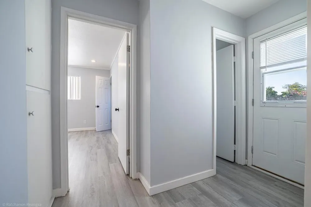 750 El Camino Paraiso Hollister, CA 95023