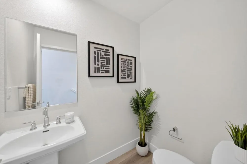 3891 Vanguard #1004 Fremont, CA 94538