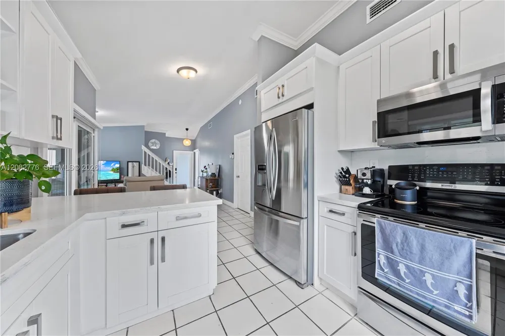 21715 SW 99th Ct Cutler Bay, FL 33190