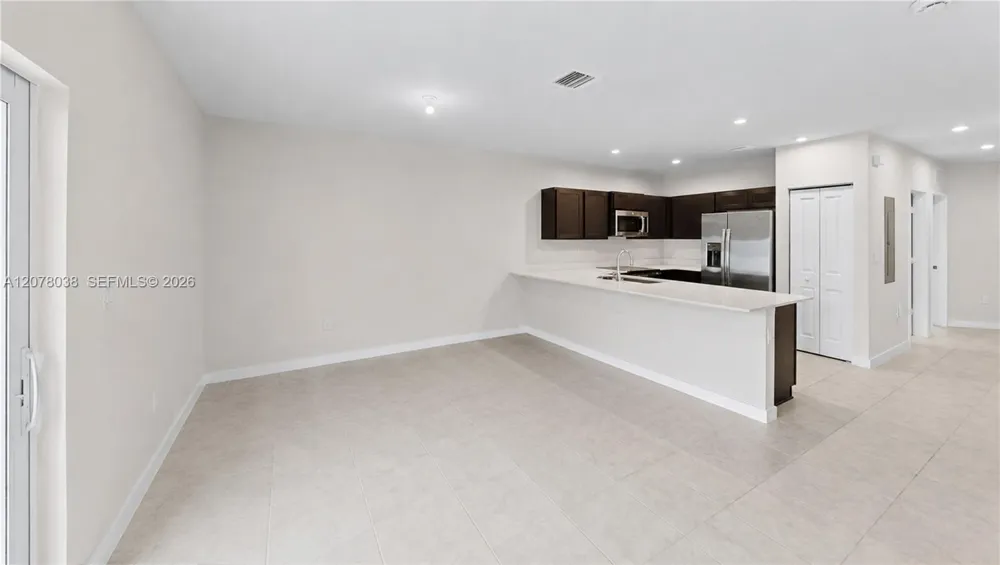 389 NW 10th Ct Florida City, FL 33034