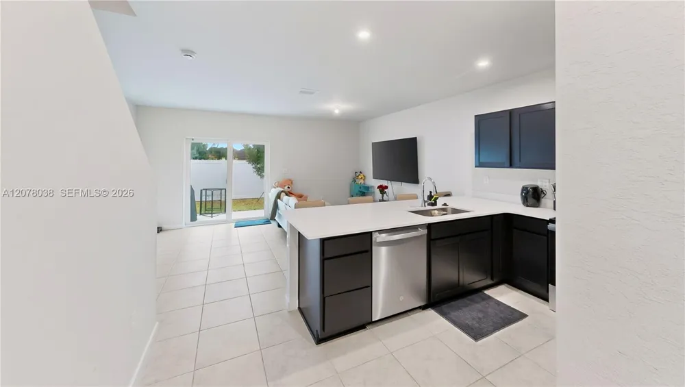 389 NW 10th Ct Florida City, FL 33034