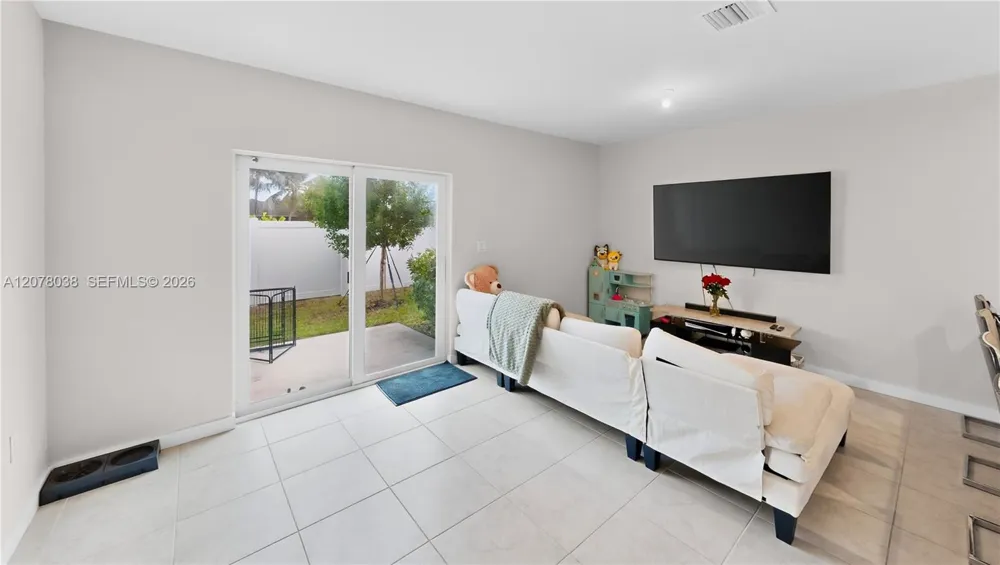 389 NW 10th Ct Florida City, FL 33034
