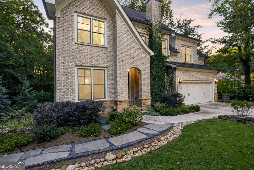 1026 McConnell DR Decatur, GA 30033