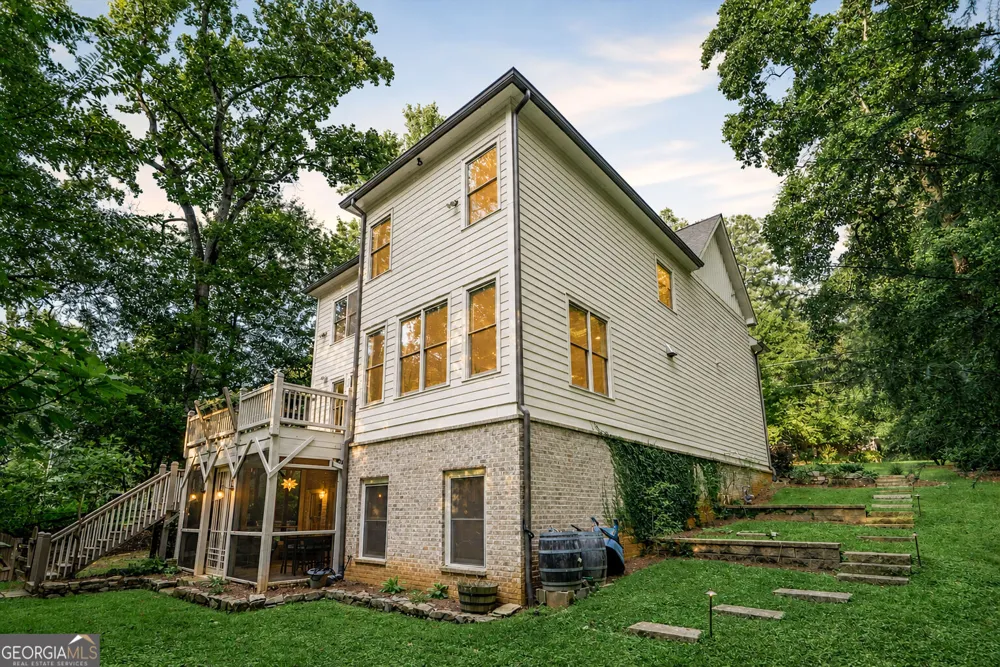 1026 McConnell DR Decatur, GA 30033