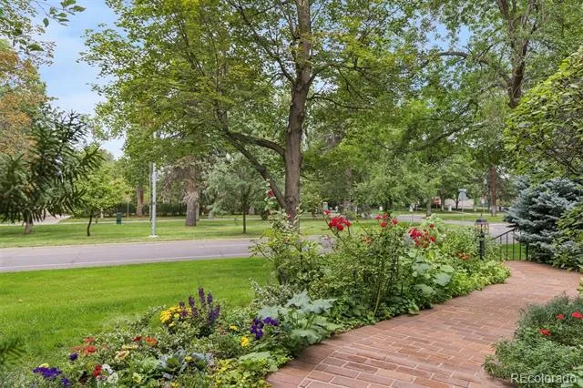 4330 E 6th Avenue Parkway Denver, CO 80220