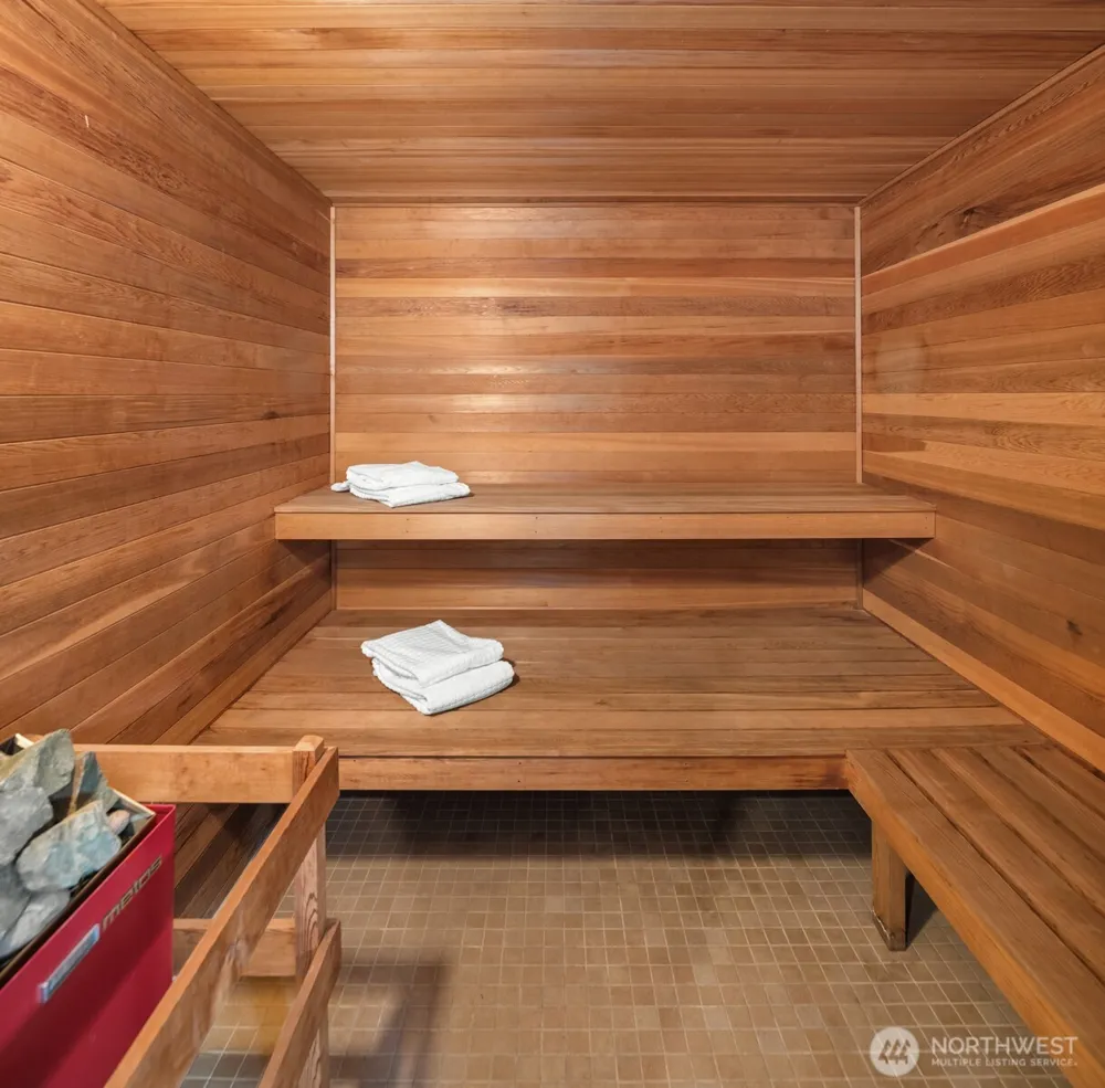118 Highland Drive Seattle, WA 98109