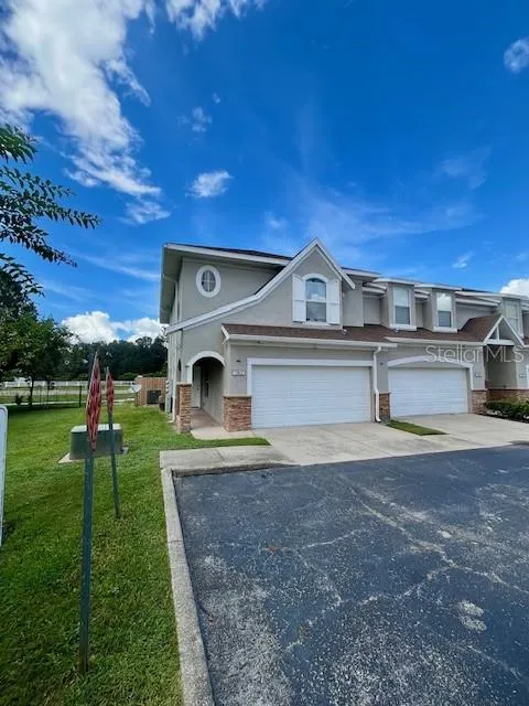 10802 CELTIC WOODS AVENUE Tampa, FL 33647