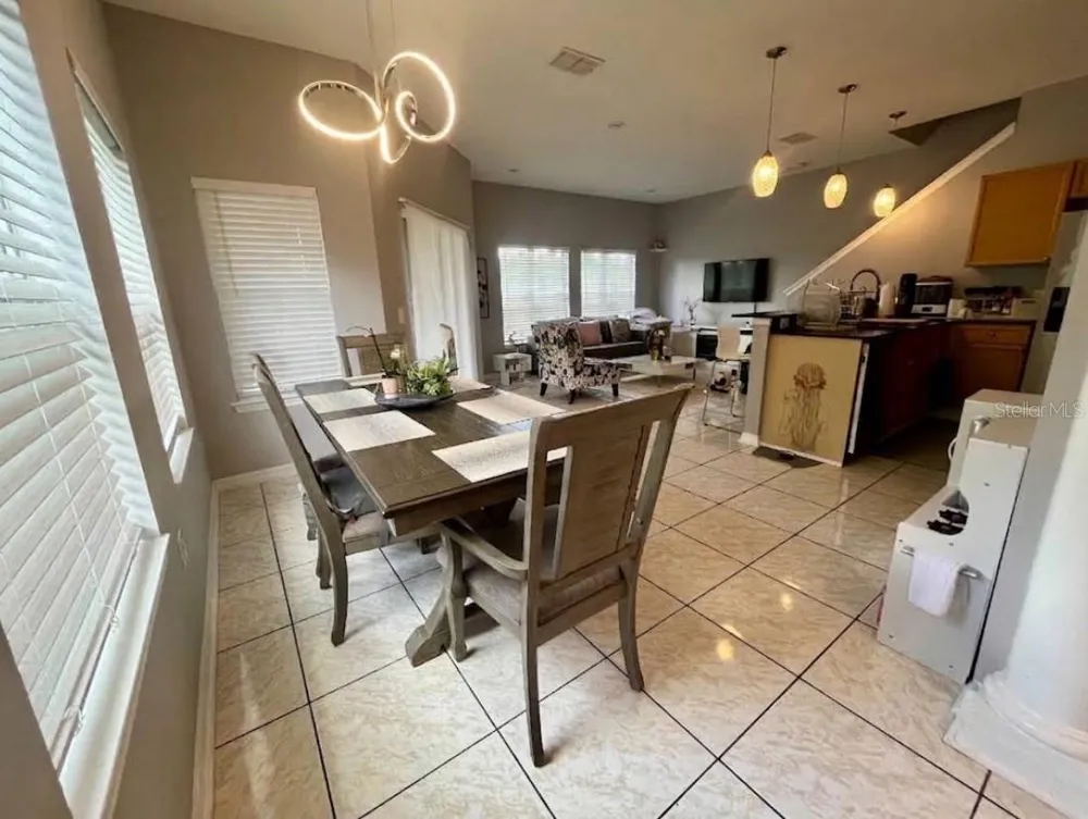 10802 CELTIC WOODS AVENUE Tampa, FL 33647
