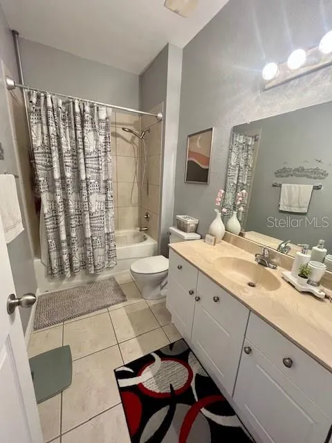 10802 CELTIC WOODS AVENUE Tampa, FL 33647