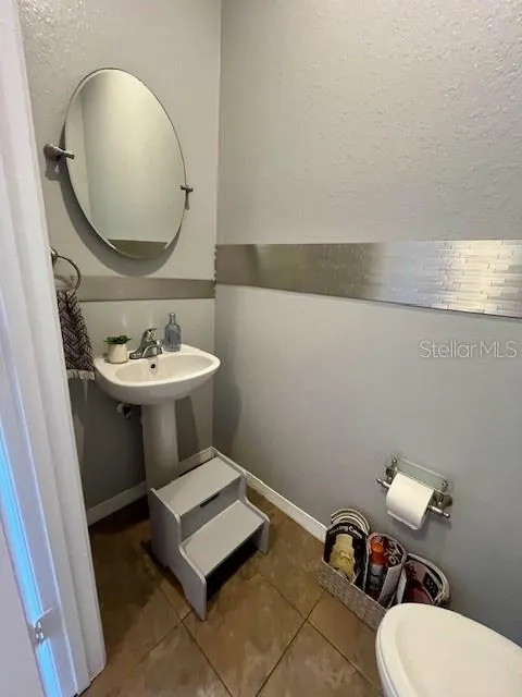 10802 CELTIC WOODS AVENUE Tampa, FL 33647