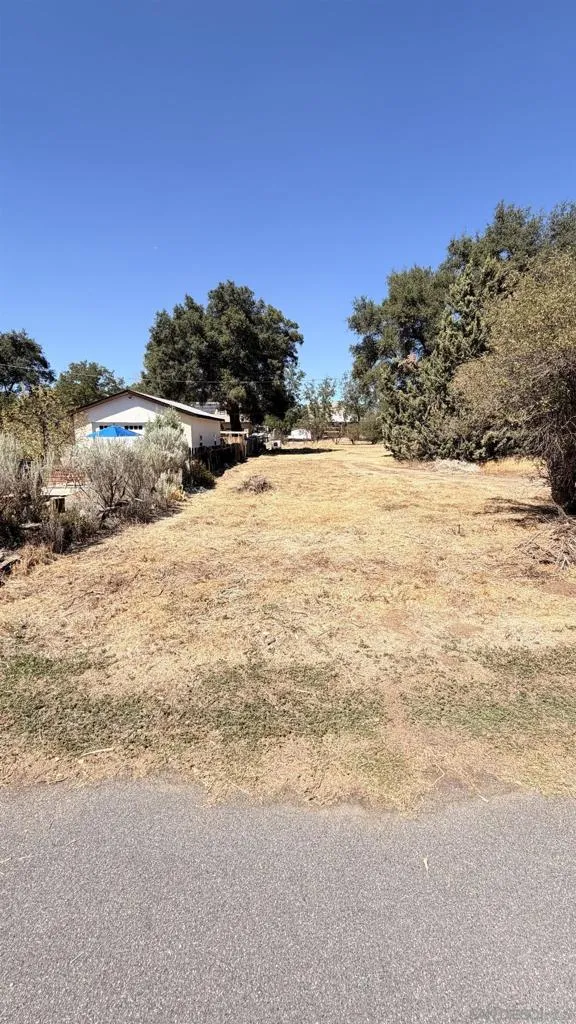 Laurel Dr. Campo, CA 91906