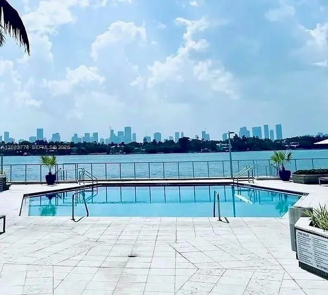 800 West Ave #505 Miami Beach, FL 33139
