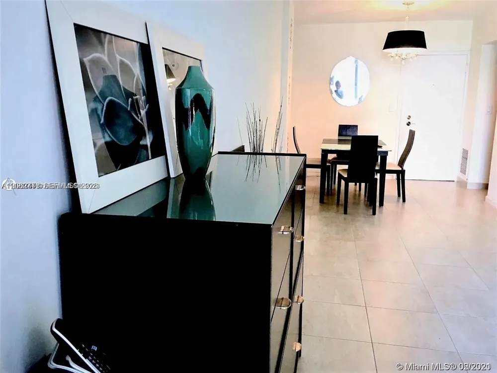 800 West Ave #505 Miami Beach, FL 33139