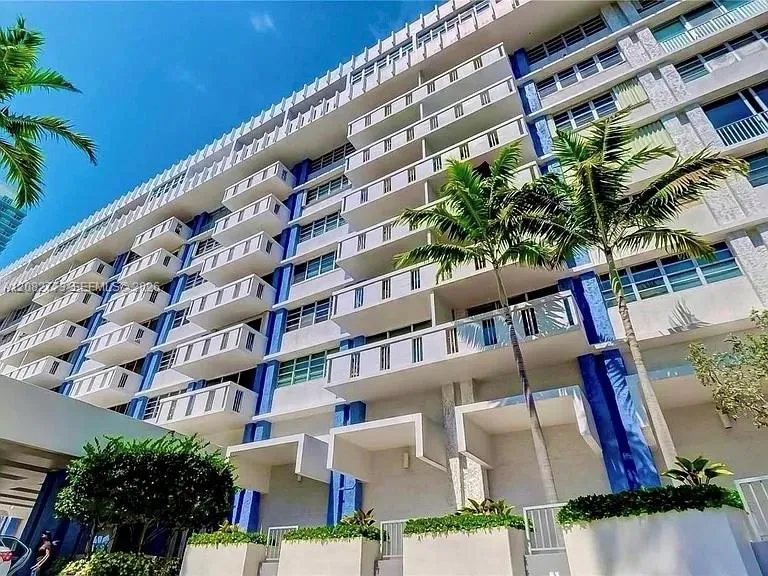 800 West Ave #505 Miami Beach, FL 33139