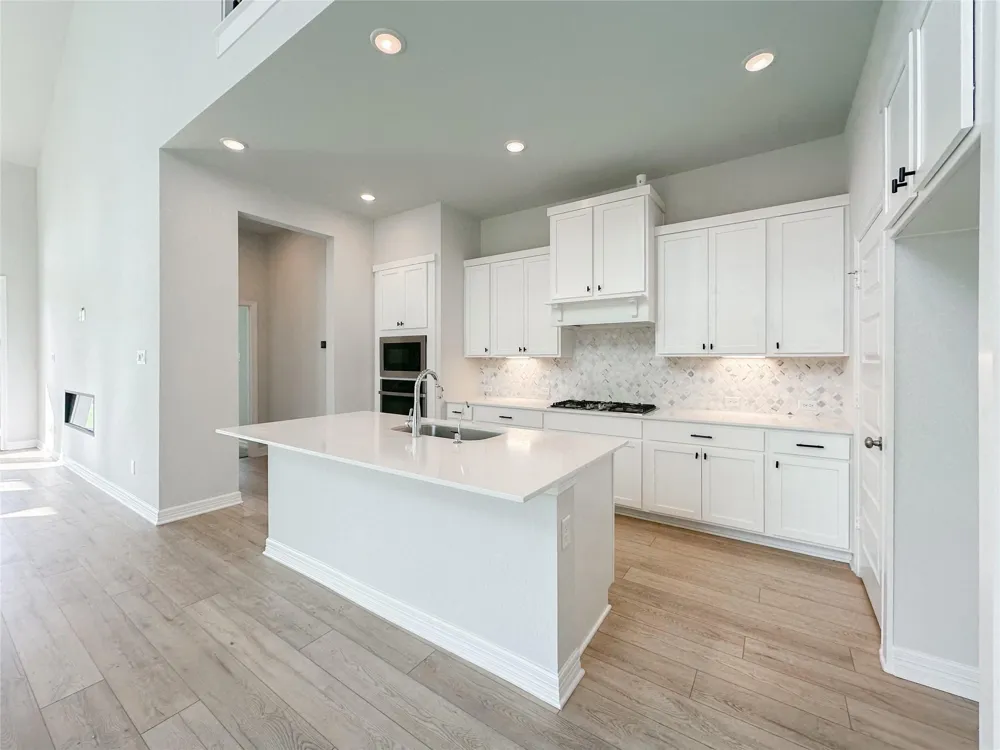 9411 Coleraine Court Tomball, TX 77375