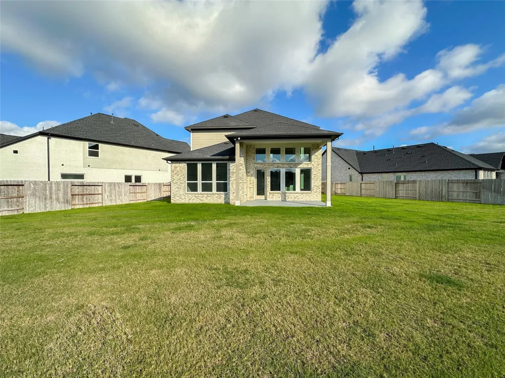 9411 Coleraine Court Tomball, TX 77375