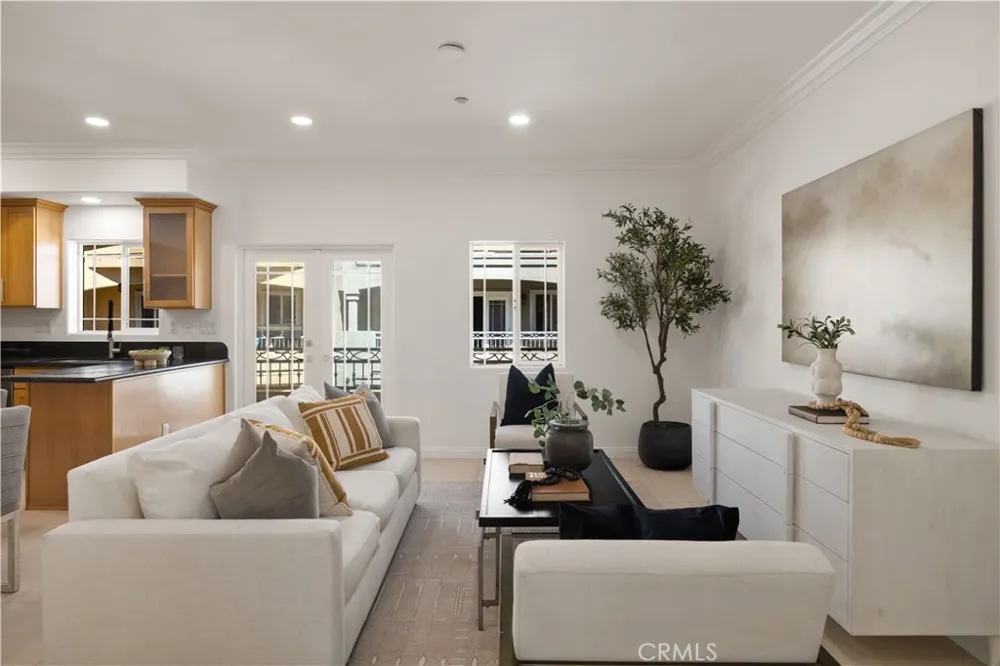 8259 Golden Circle Garden Grove, CA 92844
