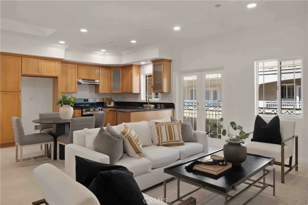 8259 Golden Circle Garden Grove, CA 92844