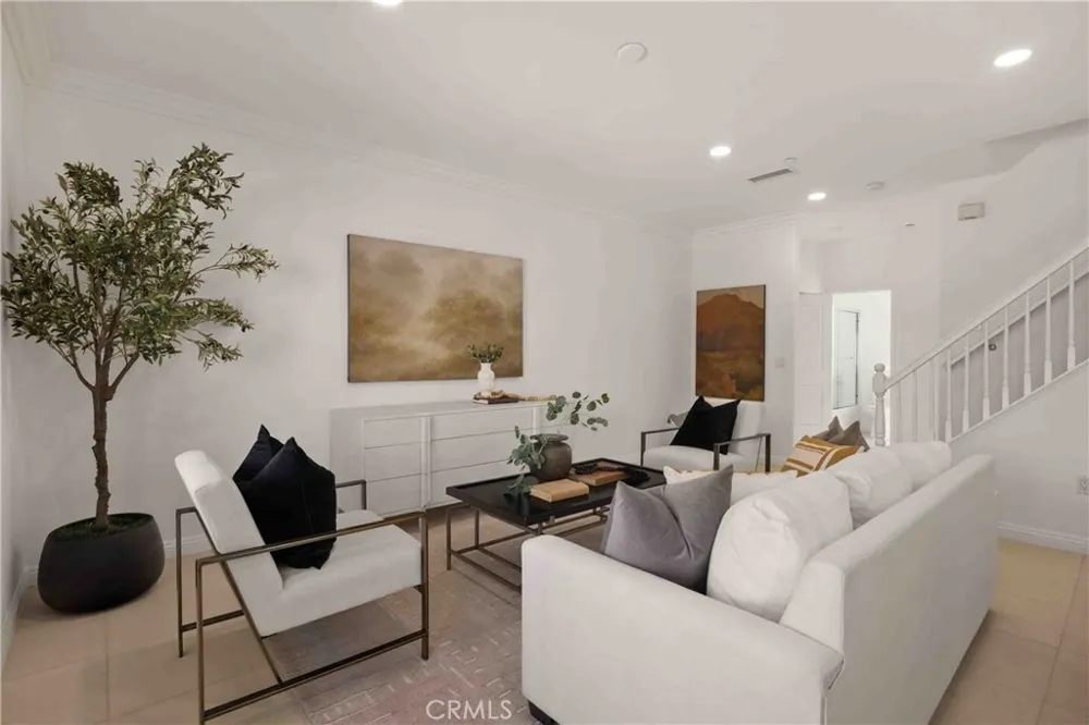 8259 Golden Circle Garden Grove, CA 92844