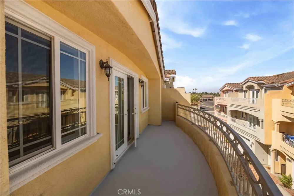 8259 Golden Circle Garden Grove, CA 92844