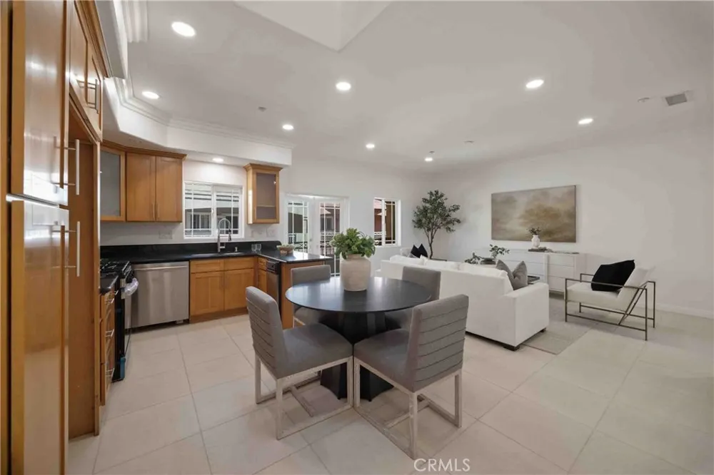 8259 Golden Circle Garden Grove, CA 92844